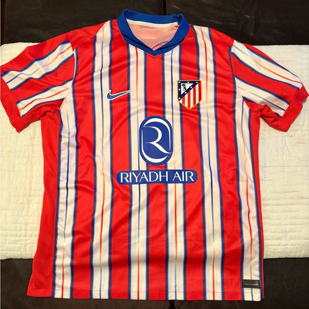 Atlético Madrid 2024-25 Home Kit